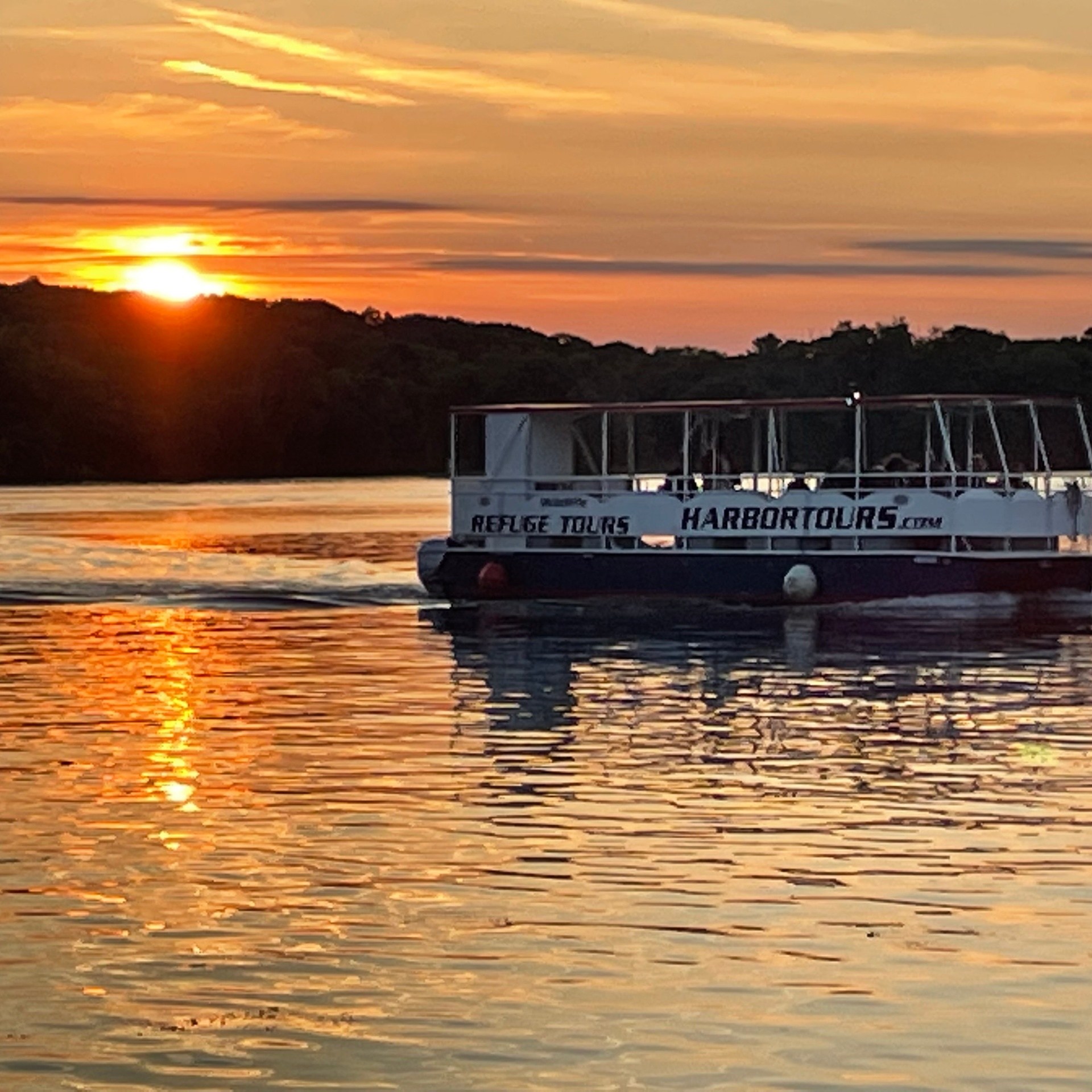 HAVERHILL 120 Minute Sunset Cruise Image 1